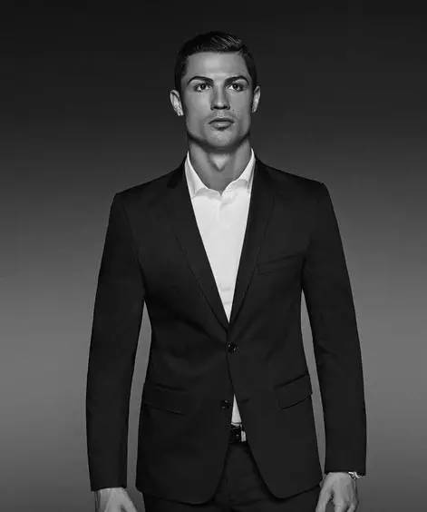 诺威尔彰显NBA级水准！战广州砍30分+战广东半场24分