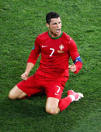 托蒂：有位球迷买年卡只为了看我，知道我不在他直接就不看了