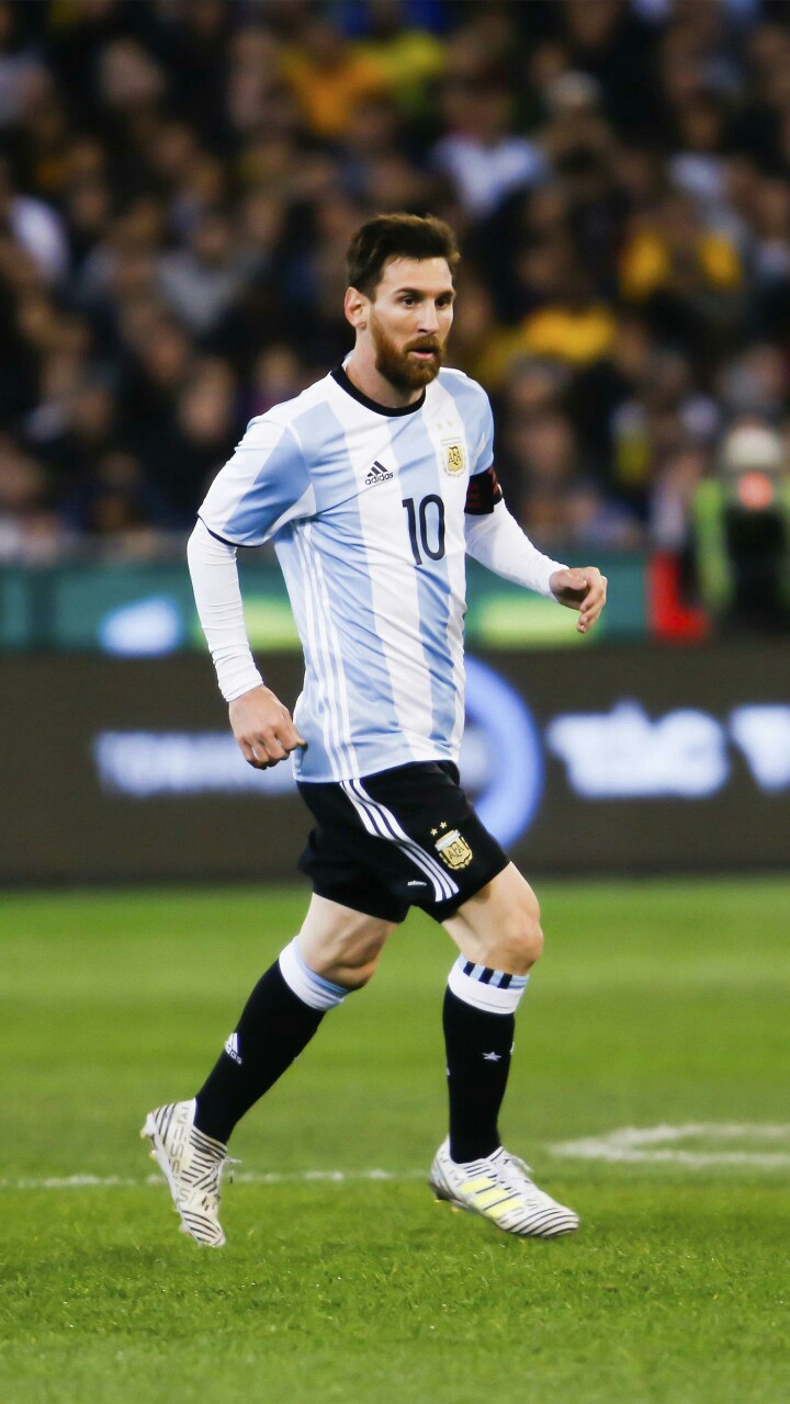 曼晚：曼联可在冬窗尝试引进托尼，他与姆伯莫配合默契