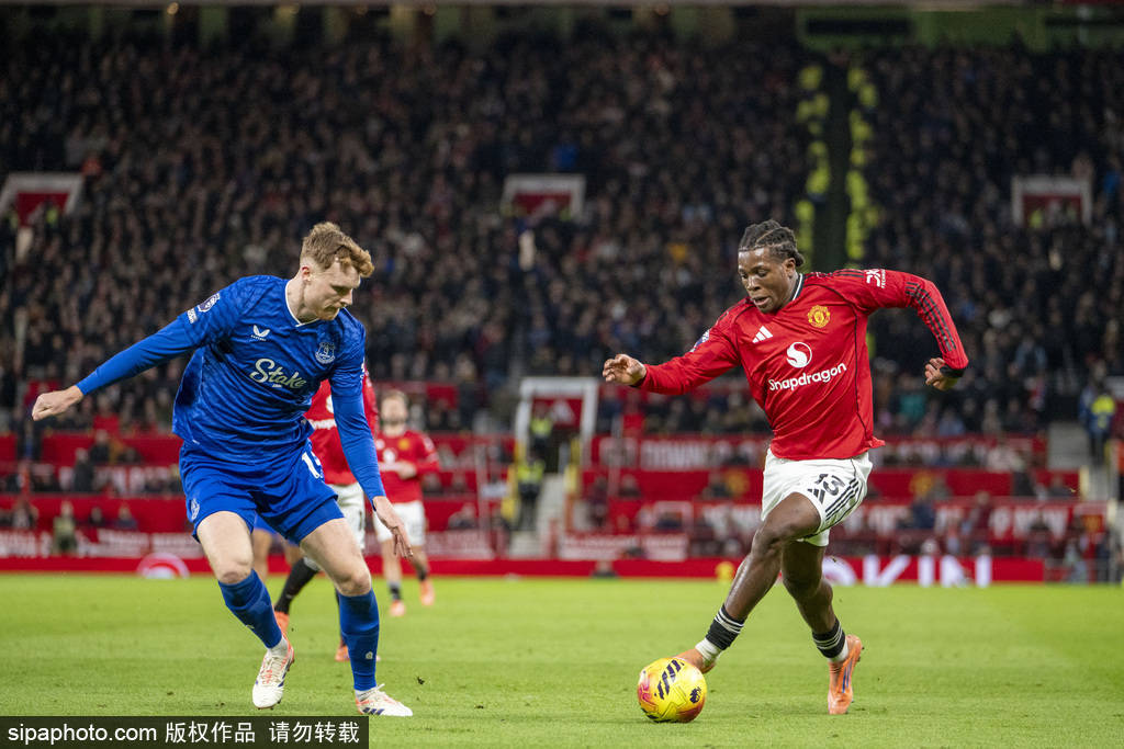 英超焦点战：纽卡斯尔联VS伯恩利 赛前全方位解析与比分前瞻