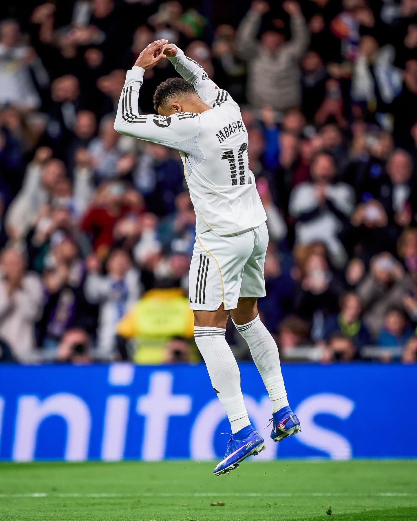 CBA：广东男篮顶住压力 力克广厦