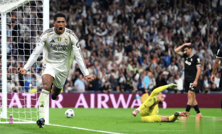 库尼亚：姆伯莫是个了不起的球员，能和他并肩作战很棒