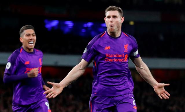 自称亚泰18岁后卫刘议阳女友的账号指控其恋爱期出轨、裸聊