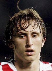 楚阿梅尼：良好心态是我强项之一；上赛季在伯纳乌被嘘让我进化