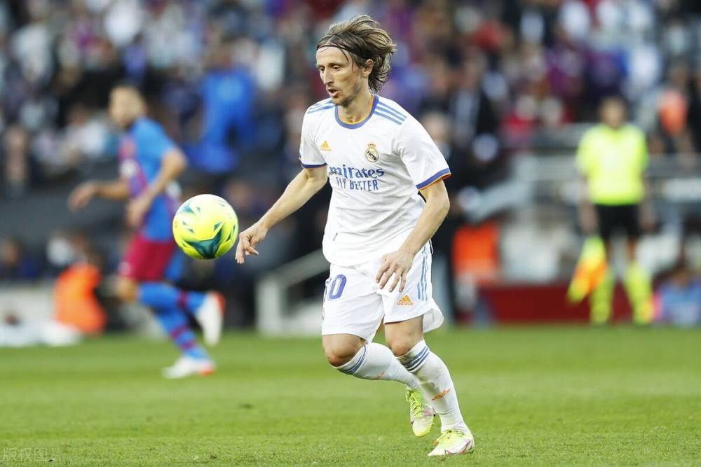 西班牙和乌拉圭迎来世界杯第三次交手，此前两次均战成平局